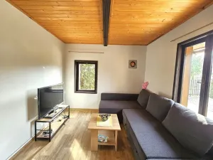 Pronájem chaty, Kralupy nad Vltavou - Zeměchy, 30 m2