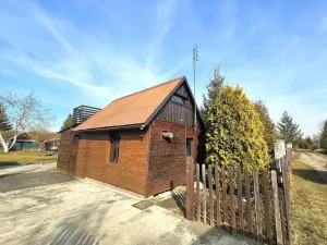 Pronájem chaty, Kralupy nad Vltavou - Zeměchy, 30 m2