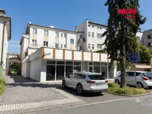 Pronájem obchodního prostoru, Pardubice, Smetanovo náměstí, 350 m2