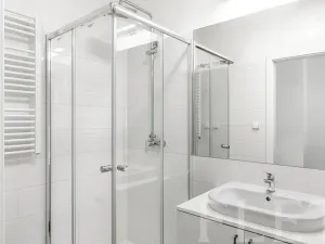Pronájem bytu 1+kk, Praha - Jinonice, Peroutkova, 26 m2