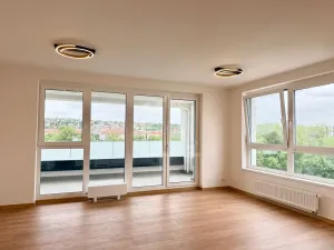 Pronájem bytu 2+kk, Praha - Vysočany, Pod Harfou, 45 m2
