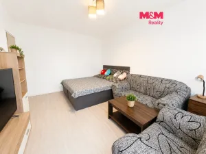 Prodej bytu 2+1, Karlovy Vary - Doubí, Jahodová, 65 m2