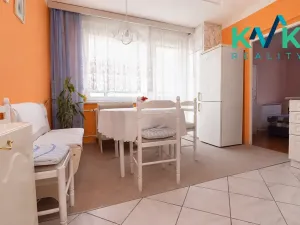 Prodej bytu 2+1, Karlovy Vary, Dvořákova, 63 m2