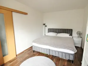 Pronájem bytu 2+kk, Praha - Černý Most, Bryksova, 39 m2