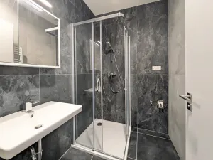 Pronájem kanceláře, Brno, Komárovská, 29 m2