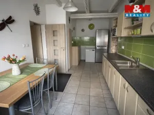 Prodej rodinného domu, Postoloprty - Levonice, 190 m2