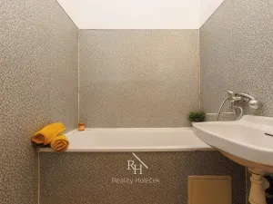 Prodej bytu 1+1, Kladno, Finská, 35 m2