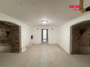 Prodej obchodního prostoru, Jablonec nad Nisou, Anenské náměstí, 81 m2