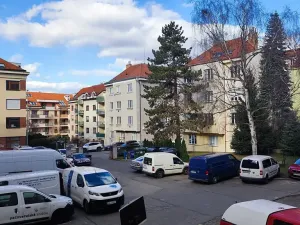 Prodej obchodního prostoru, Praha, Bělohorská, 86 m2