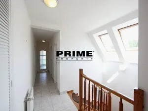 Pronájem rodinného domu, Praha - Nebušice, K vinicím, 251 m2