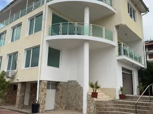 Prodej rodinného domu, Nesebar, Bulharsko, 340 m2