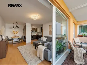 Prodej bytu 3+kk, Praha - Kyje, Sicherova, 79 m2