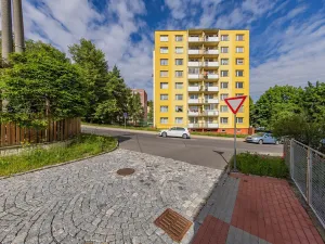Pronájem bytu 2+kk, Vsetín - Rokytnice, Okružní, 37 m2