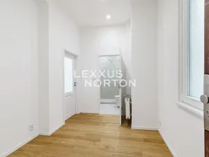 Pronájem bytu 1+kk, Praha - Staré Město, Bartolomějská, 31 m2
