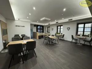 Prodej obchodního prostoru, Kroměříž, Velké náměstí, 143 m2