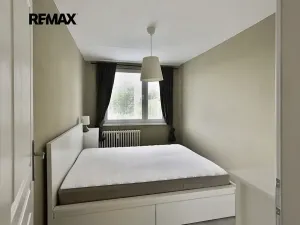 Pronájem bytu 2+kk, Praha - Stodůlky, U jezera, 42 m2