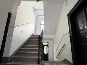 Pronájem bytu 3+kk, Praha - Holešovice, Dobrovského, 60 m2