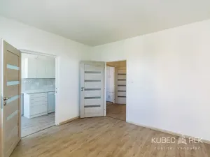 Pronájem bytu 3+1, Tábor, Helsinská, 72 m2