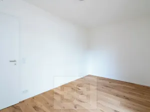 Pronájem bytu 2+kk, Praha - Radlice, U Komína, 55 m2