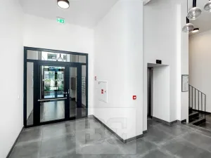 Prodej bytu 2+kk, Praha - Holešovice, V háji, 46 m2