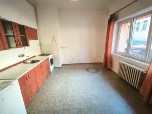 Pronájem bytu 2+kk, Ústí nad Labem, Koněvova, 40 m2