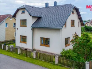 Prodej rodinného domu, Mikulášovice, 200 m2