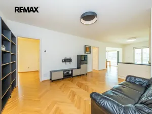 Pronájem bytu 3+kk, Praha - Podolí, U Kublova, 88 m2