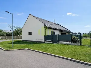 Prodej rodinného domu, Ústín, 128 m2
