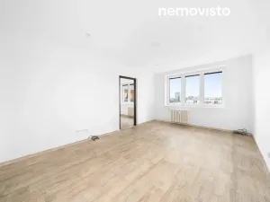 Prodej bytu 3+1, Ostrava, Varenská, 65 m2