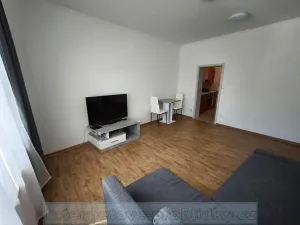 Pronájem bytu 2+1, Kladno, 58 m2