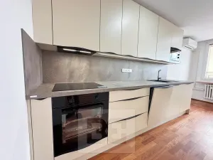 Pronájem bytu 3+kk, Praha - Čimice, Křivenická, 80 m2