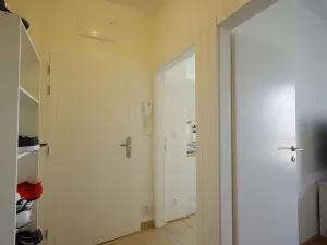 Pronájem bytu 2+kk, Praha - Vinohrady, náměstí Jiřího z Lobkovic, 35 m2