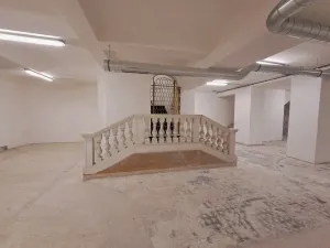 Pronájem obchodního prostoru, Praha - Žižkov, Cimburkova, 357 m2