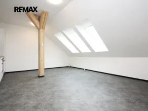 Pronájem bytu 2+kk, Kolín, Kmochova, 50 m2