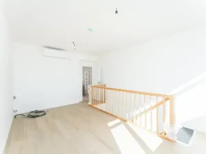 Prodej bytu 2+kk, Praha - Libeň, Zenklova, 48 m2