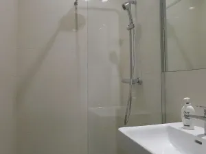 Pronájem bytu 1+kk, Praha - Dejvice, Wuchterlova, 36 m2
