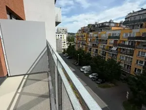 Pronájem bytu 1+kk, Praha - Vysočany, Gerstelova, 43 m2