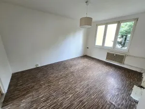 Prodej bytu 3+1, Postoloprty, Jiráskovo náměstí, 65 m2