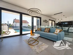 Prodej vily, Vrsi, Chorvatsko, 210 m2