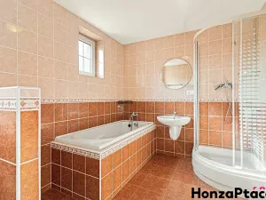 Prodej rodinného domu, Praha - Kyje, Broumarská, 187 m2