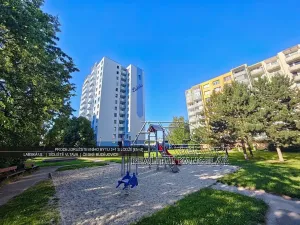 Prodej bytu 3+1, České Budějovice, Labská, 76 m2