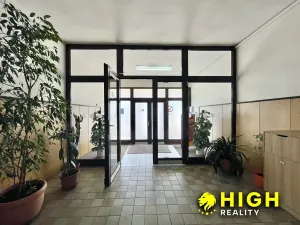 Pronájem kanceláře, Dýšina, 490 m2