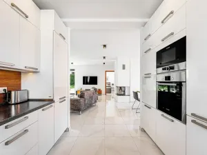 Prodej rodinného domu, Kamenice, 181 m2