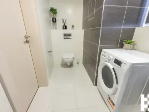 Pronájem bytu 2+kk, Praha - Vysočany, Čerpadlová, 60 m2