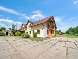 Prodej rodinného domu, Jičín, 286 m2
