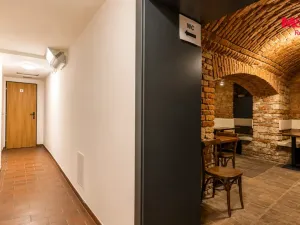 Pronájem restaurace, Praha - Nusle, Sekaninova, 194 m2