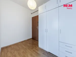 Prodej bytu 1+1, Karlovy Vary - Dvory, Kpt. Jaroše, 40 m2