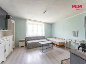 Prodej rodinného domu, Jeviněves, 45 m2