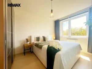 Prodej bytu 2+kk, Praha, Velvarská, 55 m2