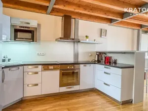 Prodej bytu 3+kk, Praha - Smíchov, Hořejší nábřeží, 117 m2